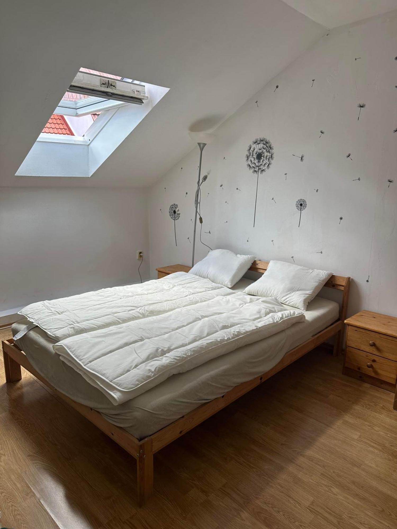 C Private Room In City Center In Братислава Екстериор снимка